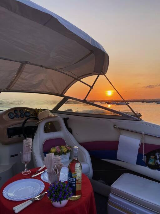 Guestboat Milagre Hotel Faro Luaran gambar
